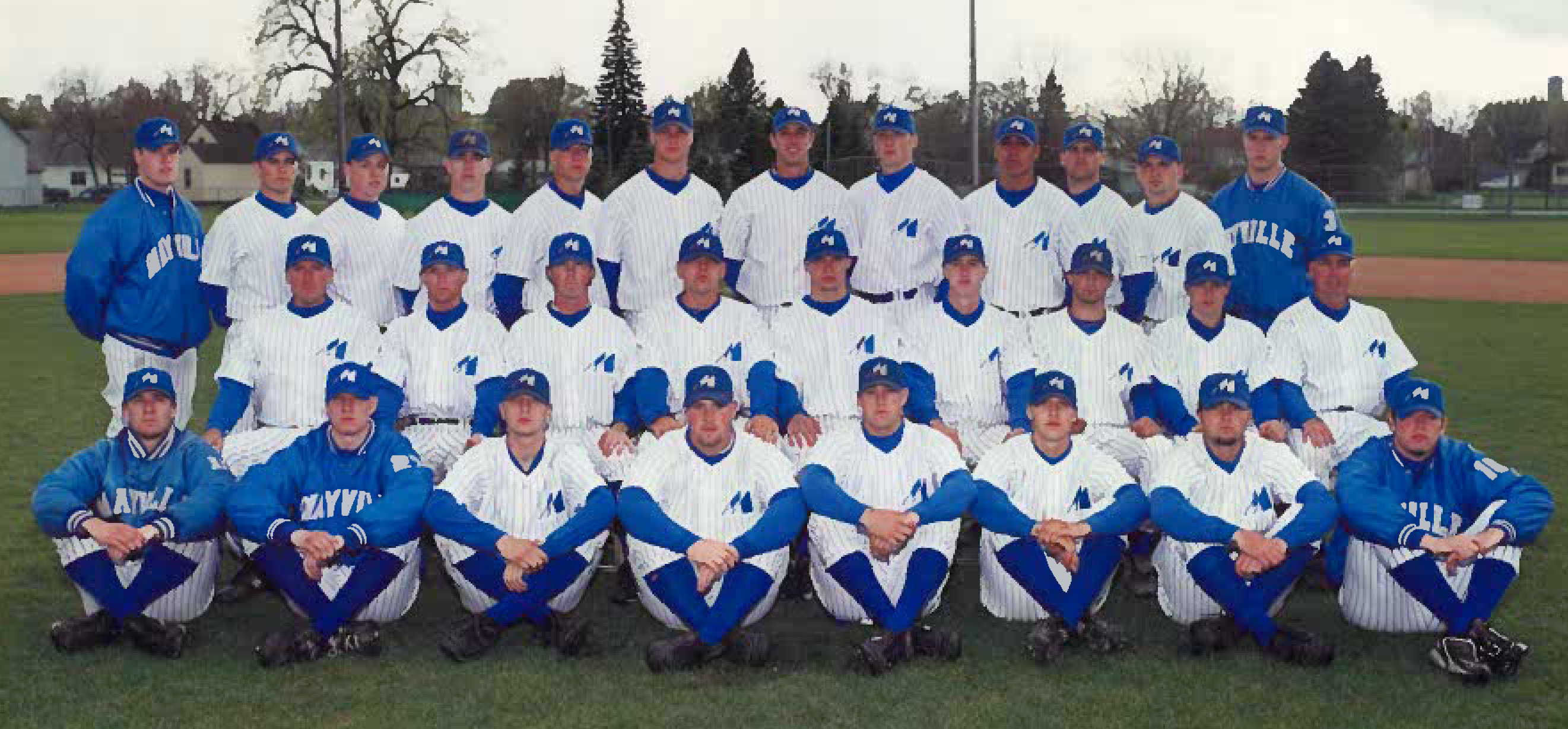 2001 baseball team color photo.jpg