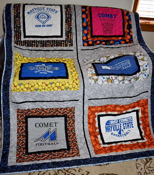 Comets Quilt - Front.jpg