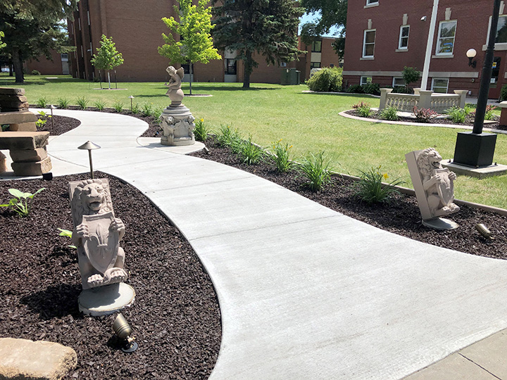 entrance 06-24-2021.jpg