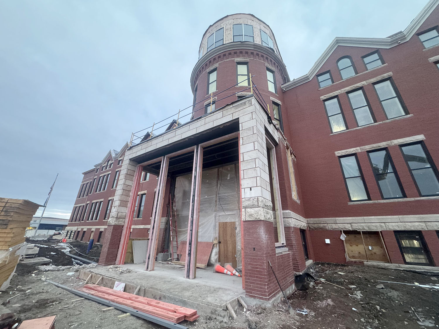 north entry 04-2-26.jpg