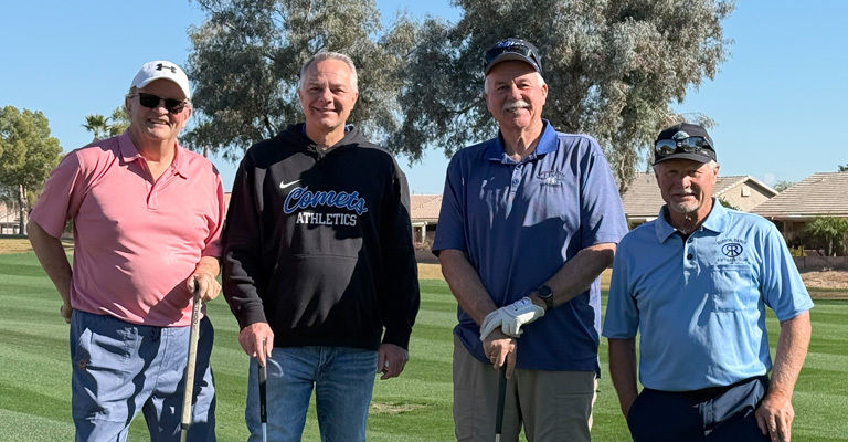 The Comet spirit shines in Arizona as alumni and friends gather once again